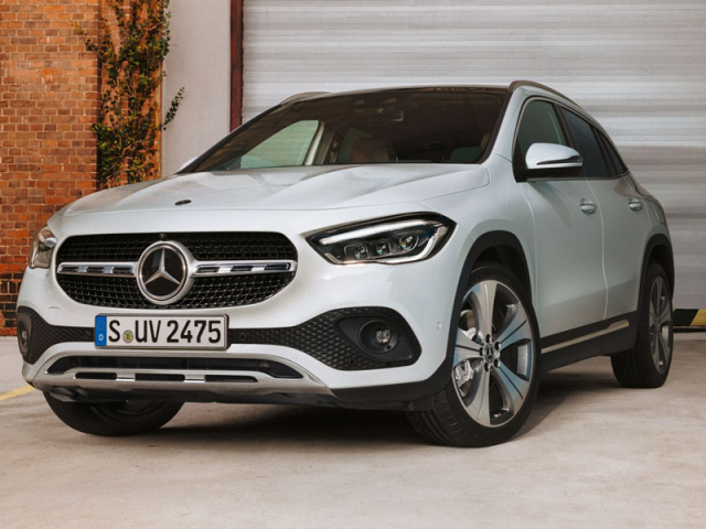 MERCEDES-BENZ GLA