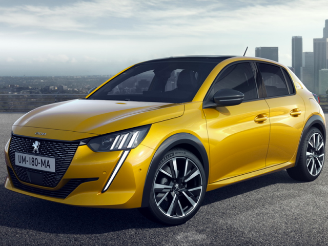 PEUGEOT 208