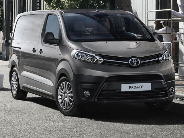 TOYOTA PROACE 